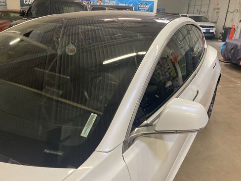 Used 2019 Tesla Model 3 Standard Range RWD image 13
