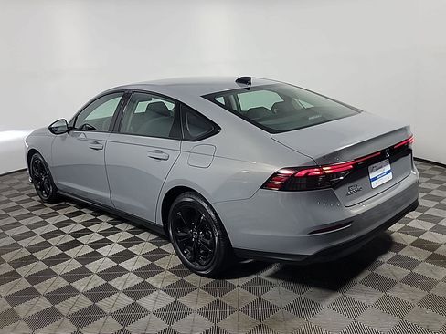 Certified 2025 Honda Accord SE image 10