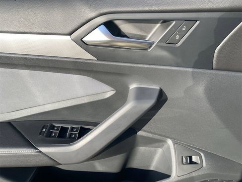 New 2026 Volkswagen Jetta SE image 17