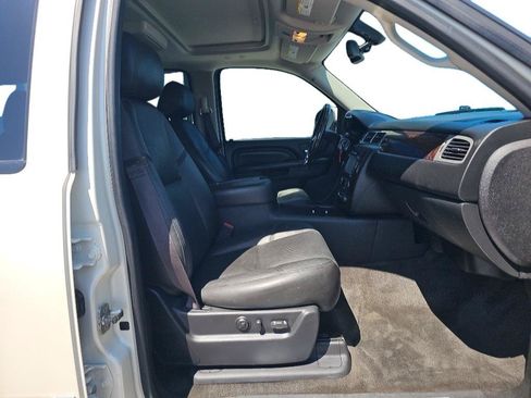 Used 2013 GMC Yukon XL Denali AWD/4WD image 4
