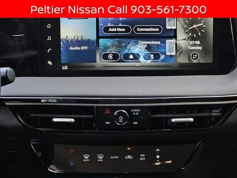 New 2025 Nissan Kicks SR w/ Illumination Package image 18