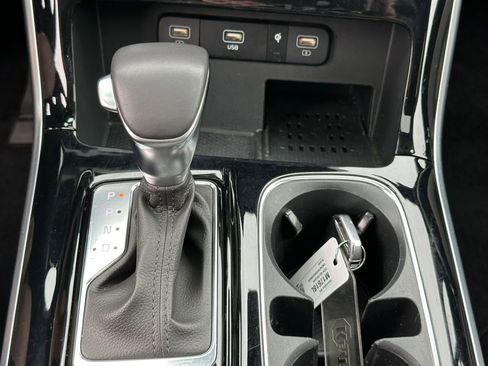 Used 2024 Kia Carnival SX Prestige image 21