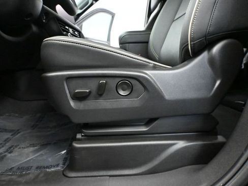 Used 2025 Chevrolet Tahoe Premier image 24