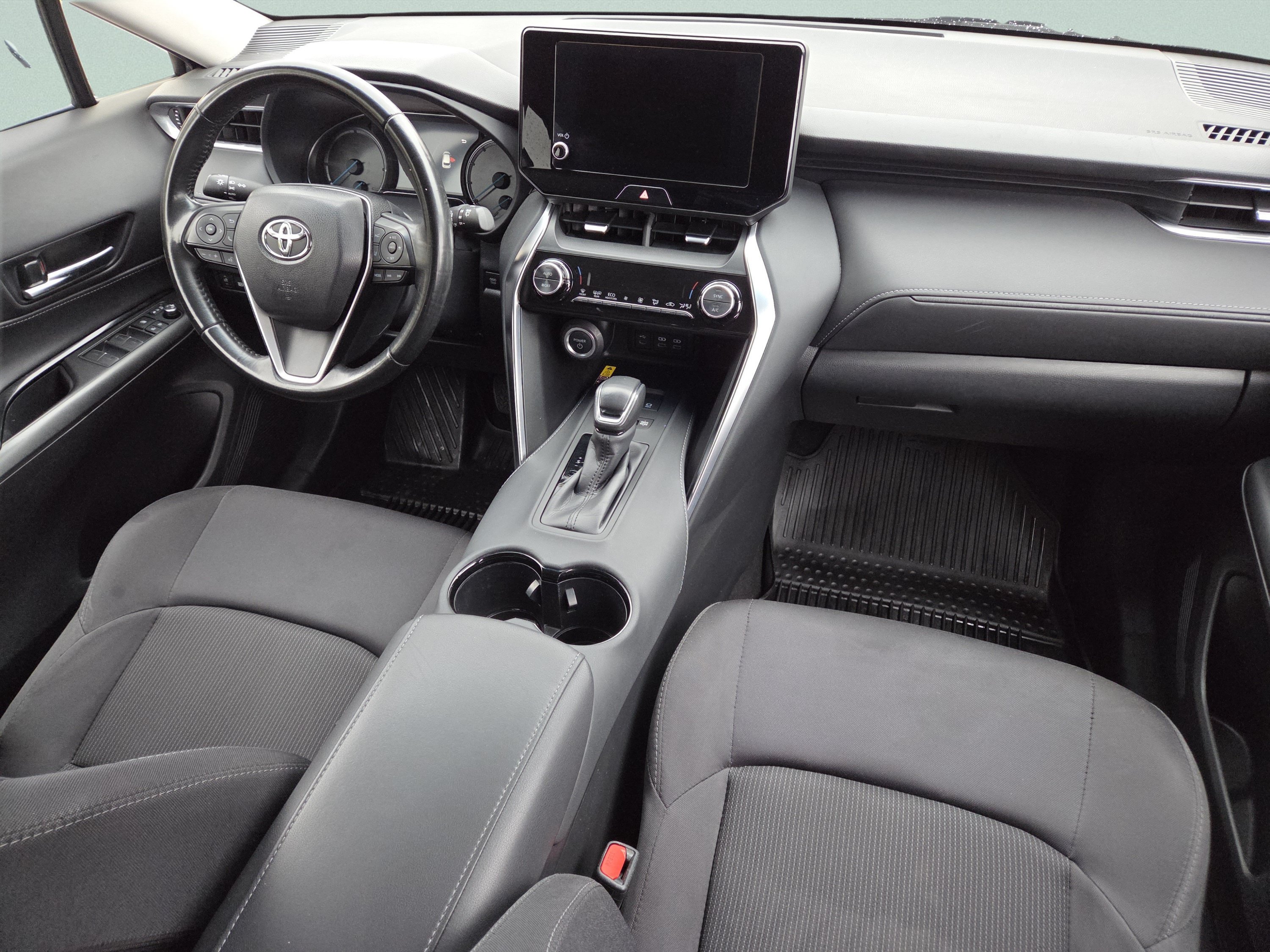 Used 2024 Toyota Venza LE AWD/4WD image 27