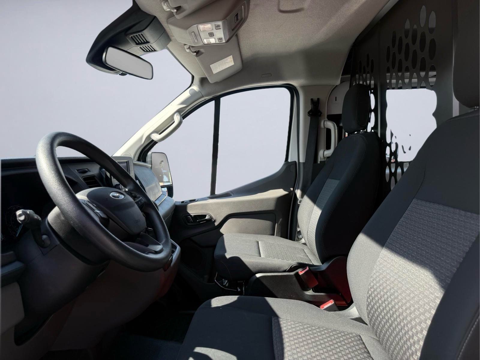Used 2025 Ford Transit 250 Low Roof w/ Exterior Upgrade Package RWD image 17