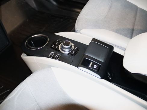 Used 2014 BMW i3 RWD image 38