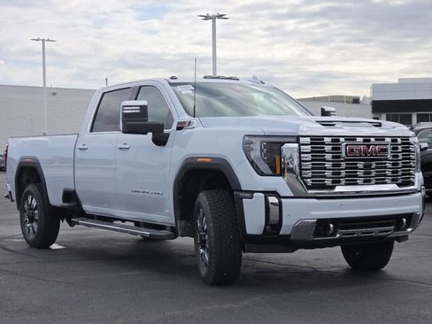 New 2026 GMC Sierra 3500 Denali w/ Denali Reserve Package image 20