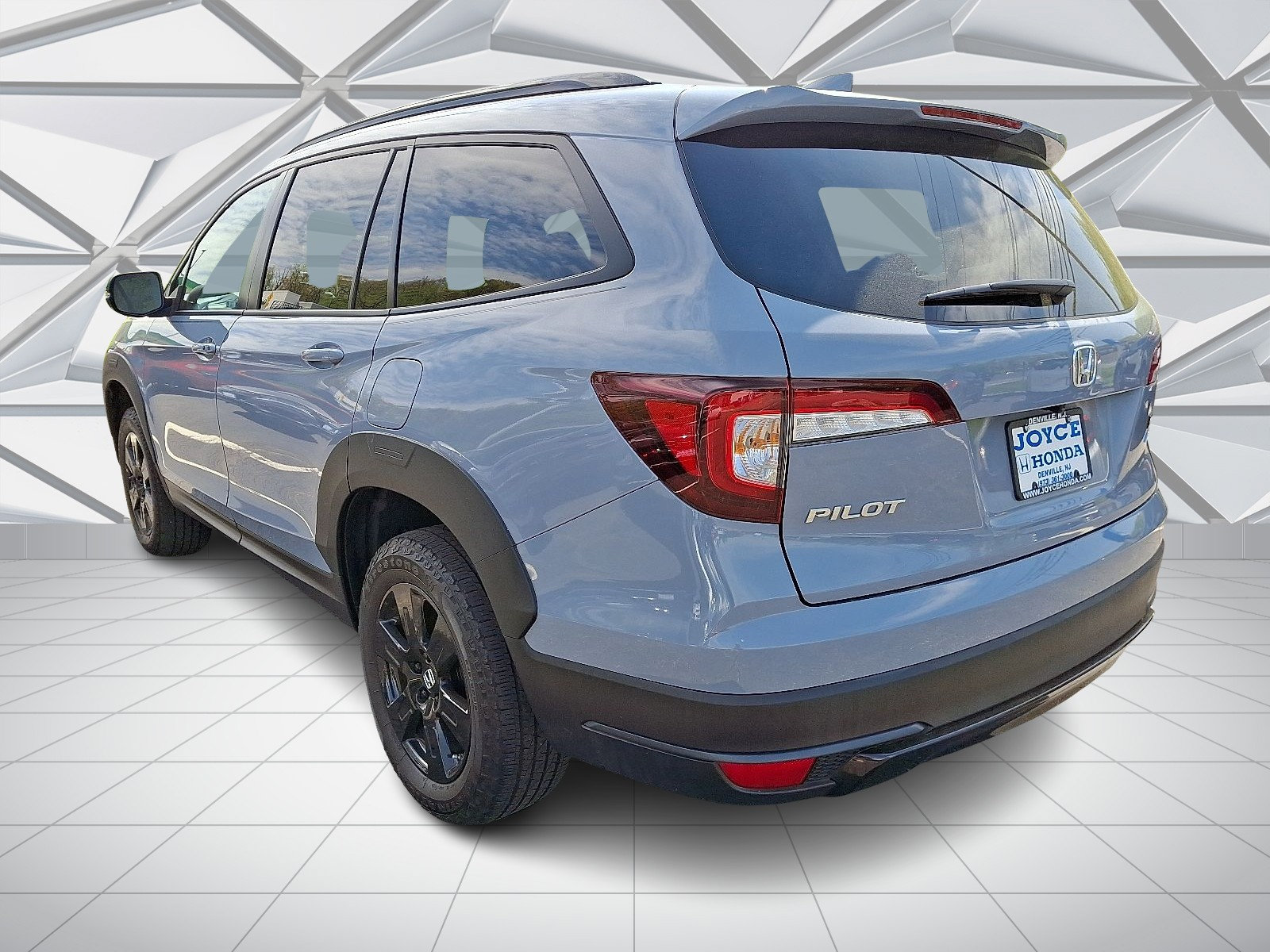 Used 2022 Honda Pilot TrailSport image 7