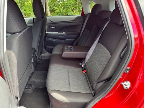 Used 2024 Mitsubishi Outlander Sport ES AWD/4WD image 15