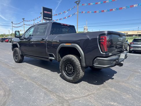 New 2026 GMC Sierra 2500 AT4X w/ AT4X AEV Edition AWD/4WD image 6