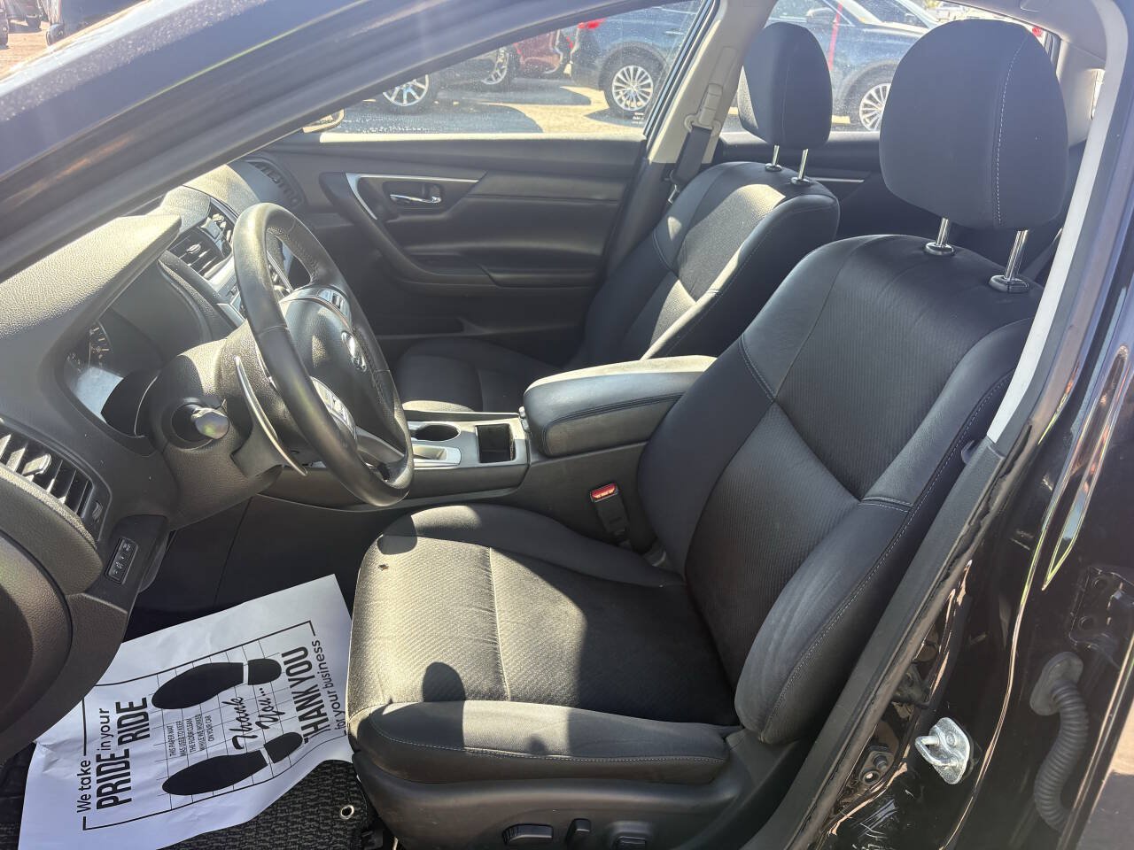 Used 2017 Nissan Altima 2.5 SR FWD image 16