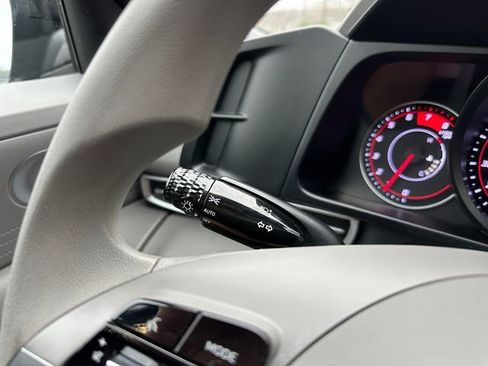 Used 2021 Hyundai Elantra SE image 24