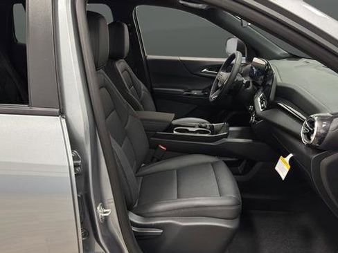 New 2026 Chevrolet Equinox LT w/ Convenience Package II image 26