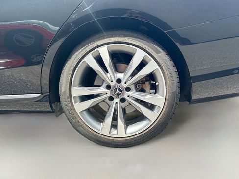 Used 2020 Mercedes-Benz C 300 Sedan image 11