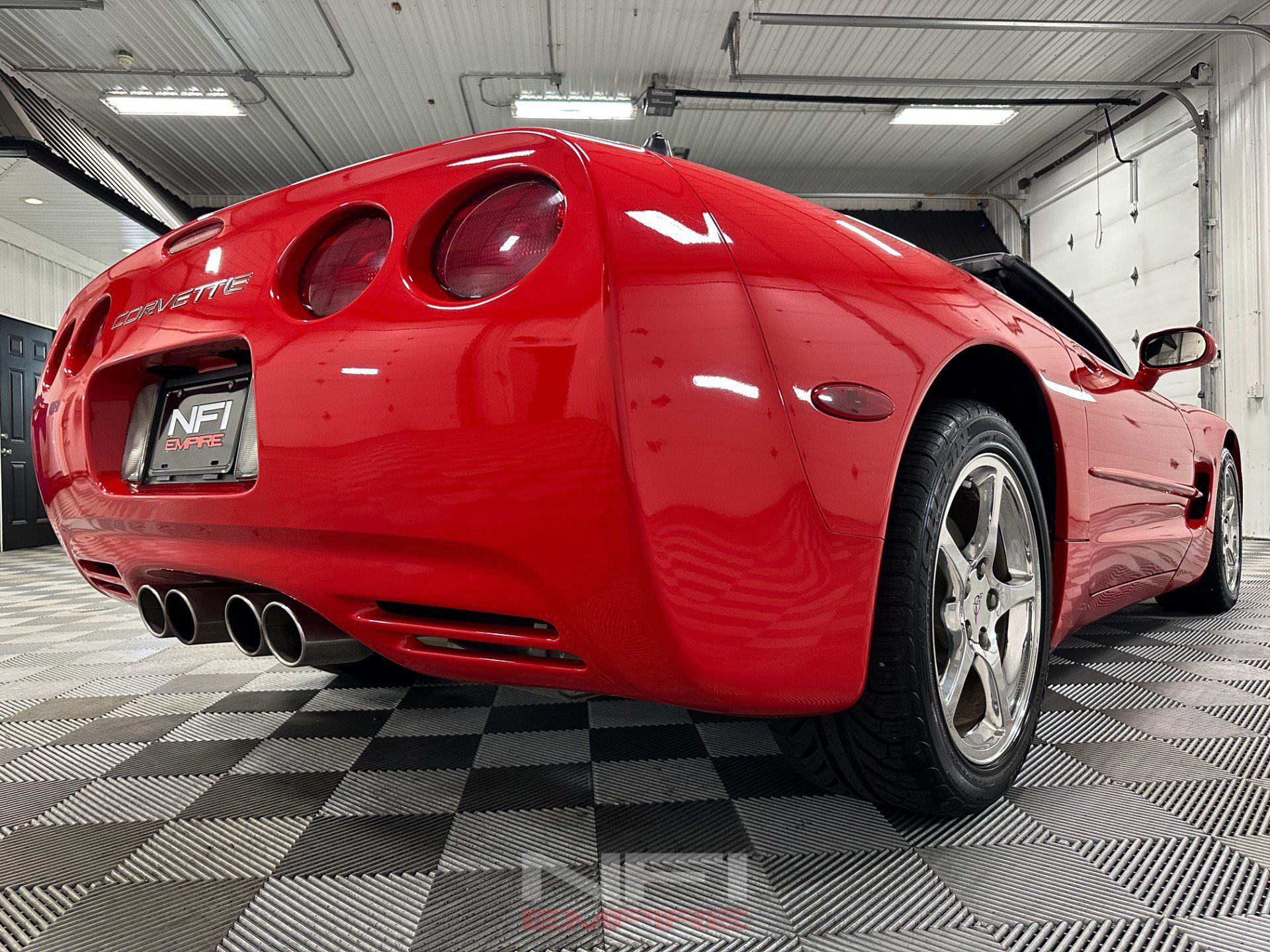 Used 2002 Chevrolet Corvette Coupe w/ Preferred Equipment Group2 RWD image 28