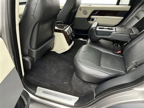 Used 2020 Land Rover Range Rover Long Wheelbase HSE image 23