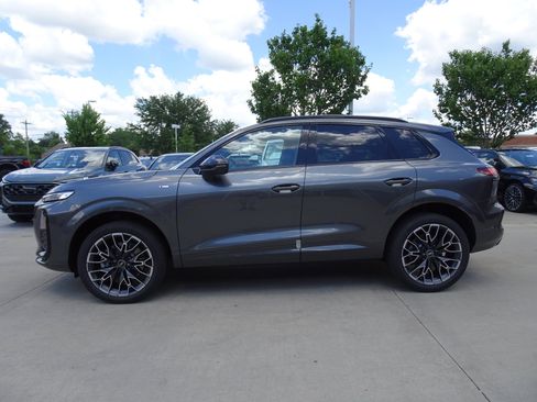 New 2026 Audi Q3 quattro 2.0T AWD/4WD image 2