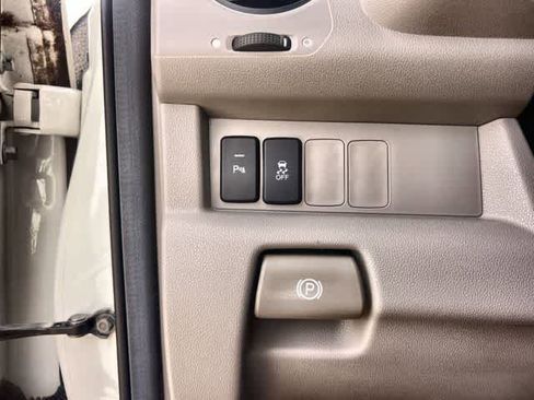 Used 2012 Honda Pilot Touring image 29