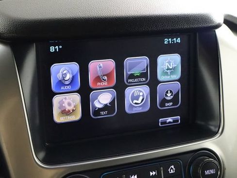 Used 2018 Chevrolet Tahoe 4WD image 25