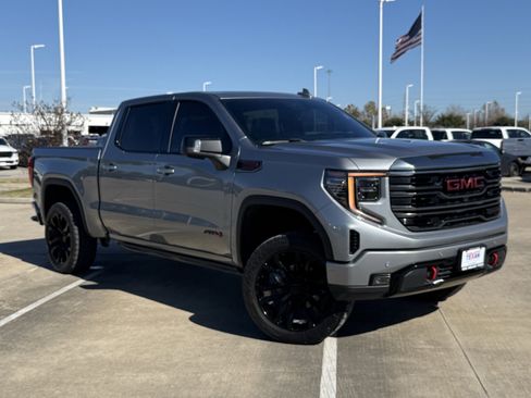 Used 2023 GMC Sierra 1500 AT4 w/ Technology Package image 2