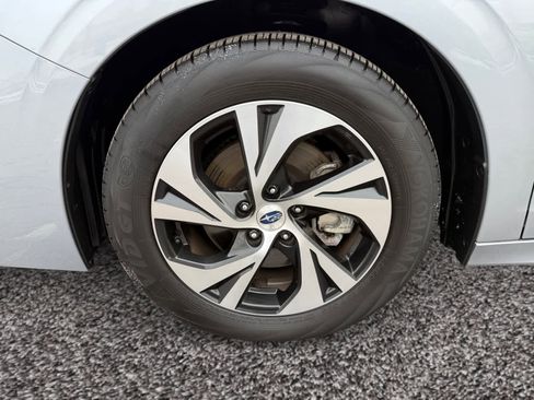Used 2025 Subaru Legacy Premium image 14