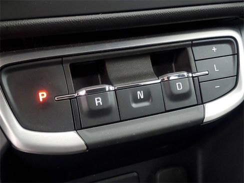 Certified 2024 GMC Terrain SLE image 26