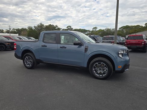 New 2025 Ford Maverick XLT w/ XLT Luxury Package image 2