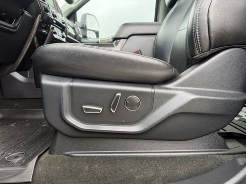 Used 2017 Ford F250 Lariat w/ Lariat Ultimate Package image 11