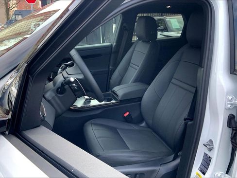 New 2026 Land Rover Range Rover Evoque S image 9