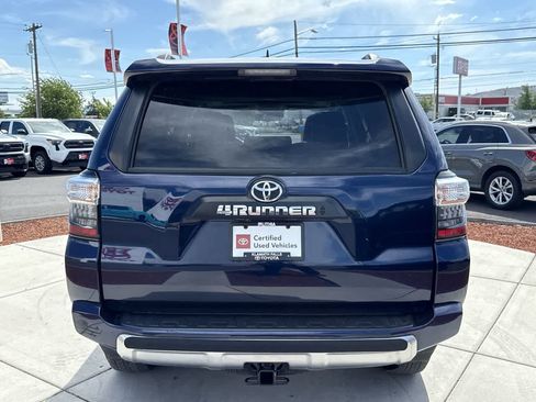 Used 2024 Toyota 4Runner TRD Off-Road Premium w/ Off Road Premium Plus Package AWD/4WD image 4