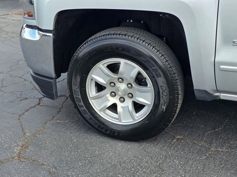 Used 2018 Chevrolet Silverado 1500 LT w/ All Star Edition RWD image 5