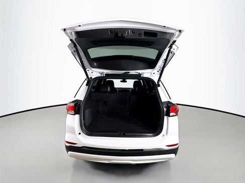 Used 2023 Chevrolet Equinox RS image 26