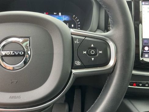 Certified 2023 Volvo XC60 B5 Core w/ Climate Package FWD image 21