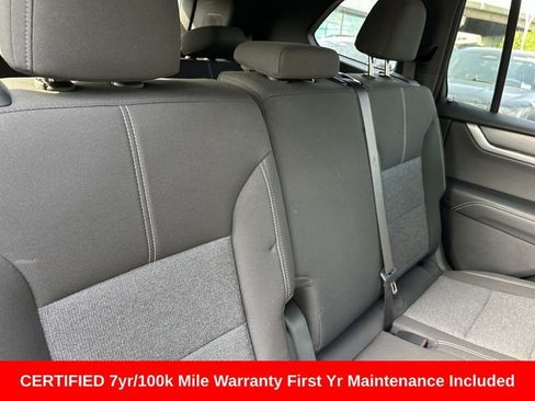 Used 2025 GMC Acadia Elevation AWD/4WD image 14