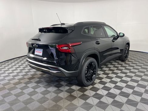 New 2026 Chevrolet Trax ACTIV FWD image 5