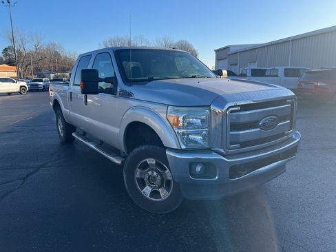Used 2015 Ford F250 XLT w/ XLT Value Package image 1