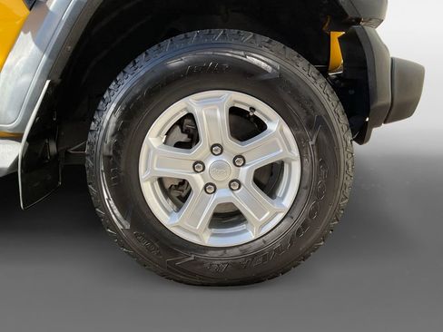 Used 2020 Jeep Wrangler Sport image 16