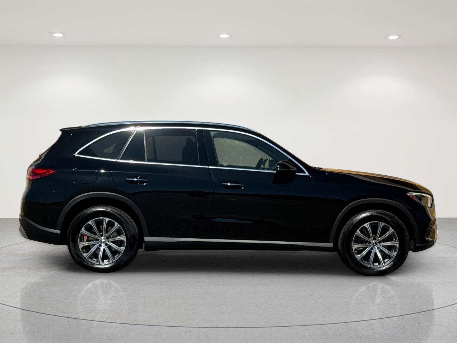 Certified 2026 Mercedes-Benz GLC 300 4MATIC image 7