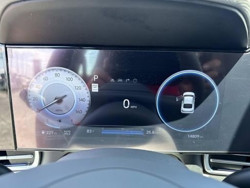 Used 2025 Hyundai Elantra SEL image 35