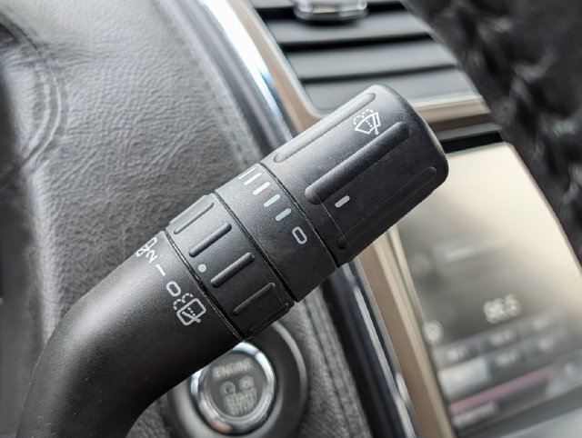 Used 2015 Lincoln MKX FWD image 23