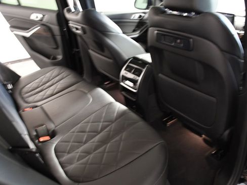 Used 2023 BMW X5 xDrive40i AWD/4WD image 22