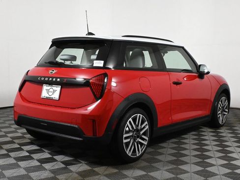 Used 2025 MINI Cooper S image 7