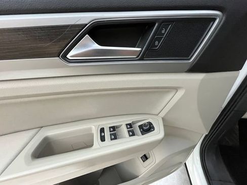 Used 2018 Volkswagen Atlas SE AWD/4WD image 27