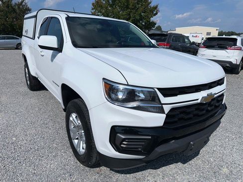 Used 2022 Chevrolet Colorado LT w/ Safety Package RWD image 4
