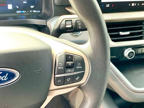 Used 2026 Ford Explorer Active RWD image 34
