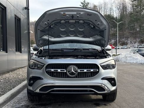 Used 2025 Mercedes-Benz GLA 250 4MATIC image 88