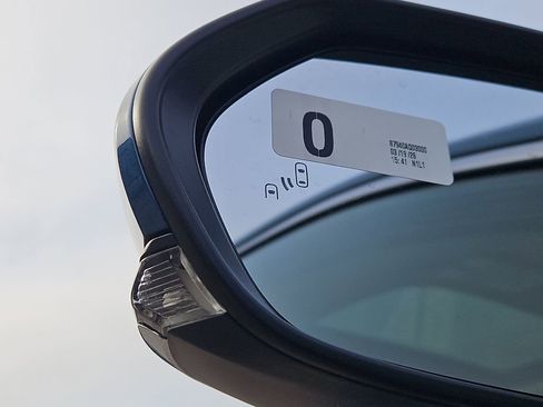 New 2026 Toyota Camry Hybrid image 12