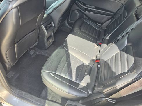 Used 2024 Ford Edge SEL AWD/4WD image 13