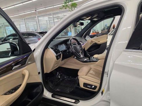 Used 2018 BMW X3 xDrive30i w/ Executive Package AWD/4WD image 8