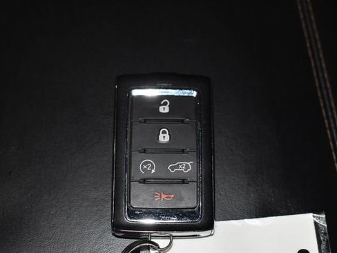 Used 2022 Jeep Grand Cherokee Summit image 25